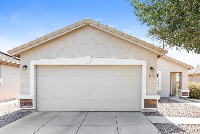 Building Photo - 10043 N 115th Dr