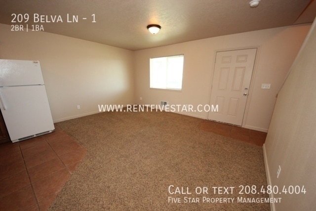 Foto del edificio - 209 Belva Ln