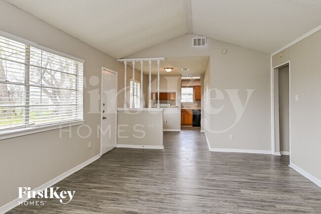 Foto del edificio - 4927 Kilkenny Dr