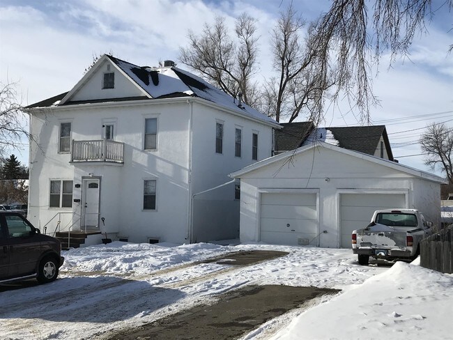 Building Photo - 402 N 12th St