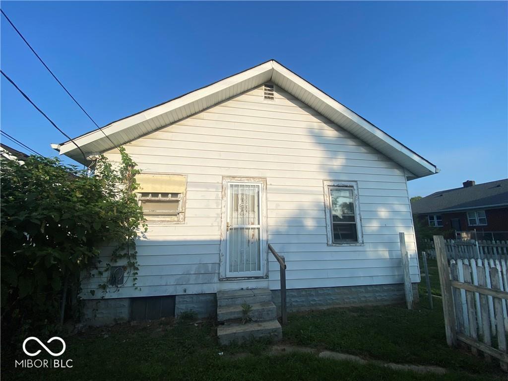 Foto del edificio - 4205 E 14th St