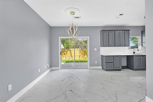 Foto del edificio - 1675 Hugh Rd