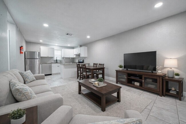 Building Photo - 365 Audrey Ln