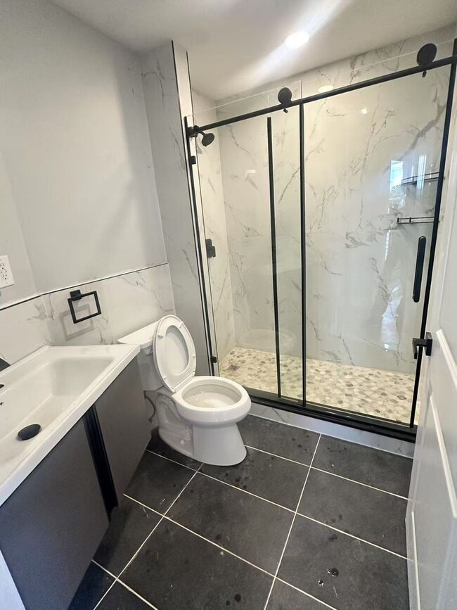 Foto del edificio - 2104 Reed St