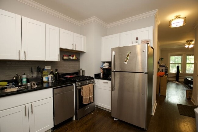 Foto del edificio - 2129 N Fremont St