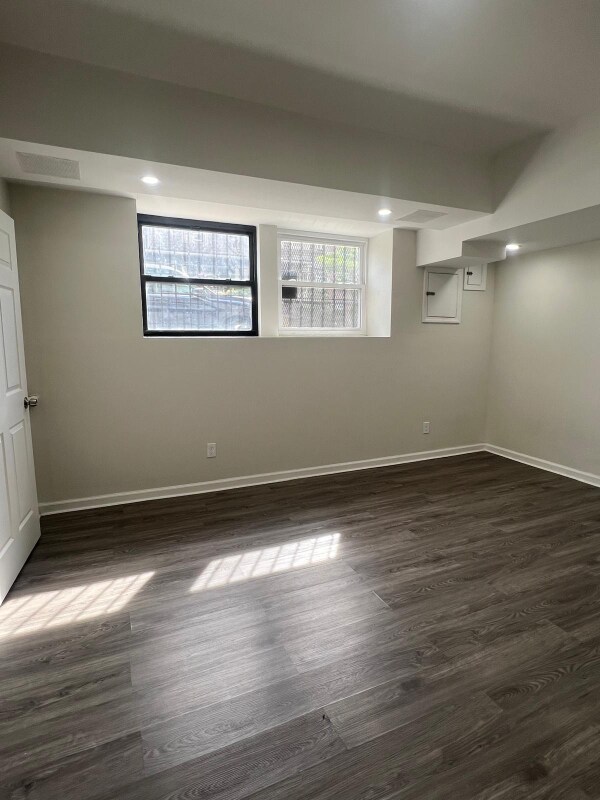 Building Photo - 157 S Harrison St