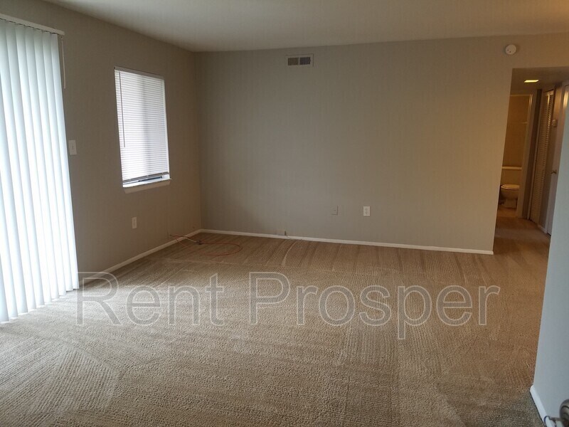 608 Fenton Pl Unit 203, Altamonte Springs, FL 32701 Condo for Rent