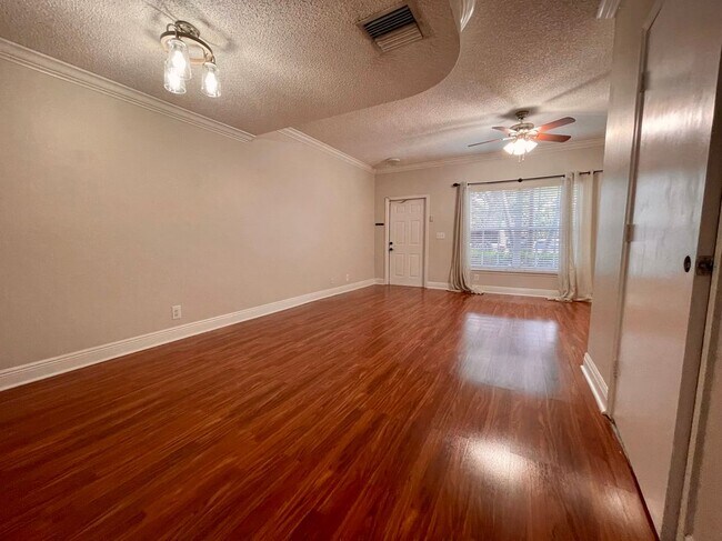 Foto del edificio - 926 Kokomo Key Ln