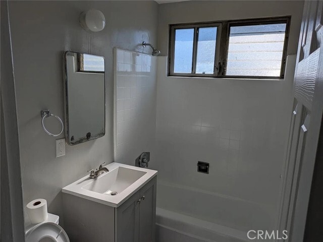 Building Photo - 5847 Denver Ave