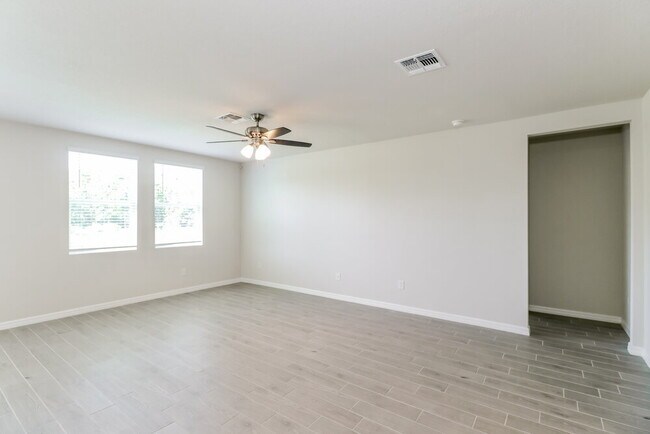 Building Photo - 3250 Forrest Plum Ct