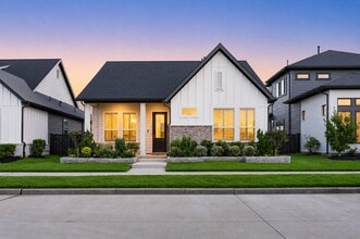 Building Photo - 18530 Joyous Ln