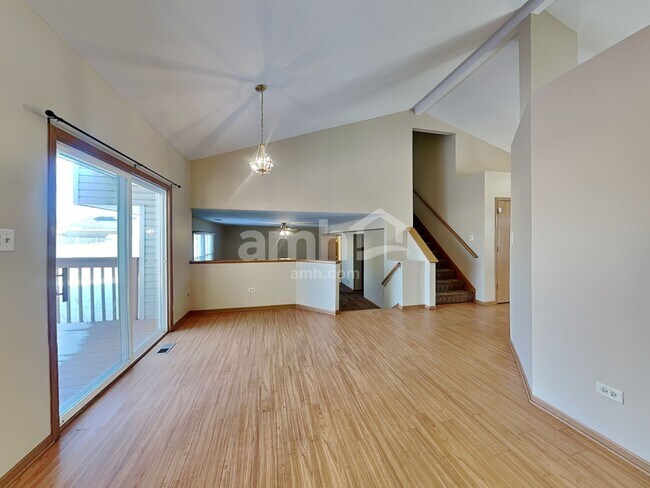 Building Photo - 6511 Benich Ln