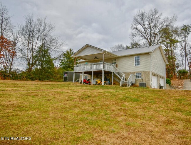 Building Photo - 1795 Sand Plant Rd