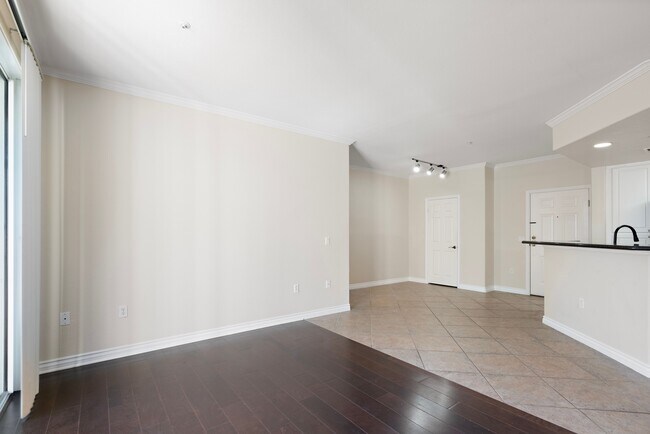 Foto del edificio - 9263 Regents Rd