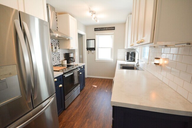 Foto del edificio - 3 Bed 1.5 Bath Available in Walking Distan...