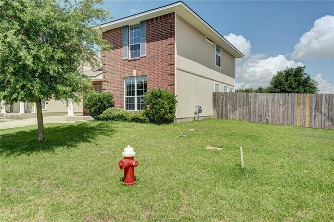 Foto del edificio - 515 Nelson Ln