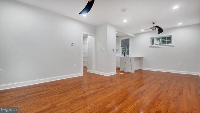 Foto del edificio - 3717 36th St