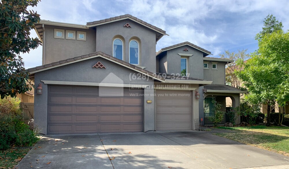 Primary Photo - 2734 Macon Dr