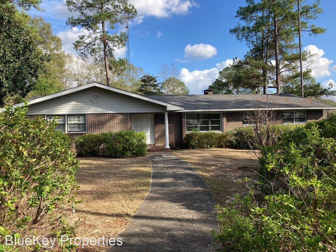 208 S Franklin Dr, Troy, AL 36081 House Rental in Troy, AL