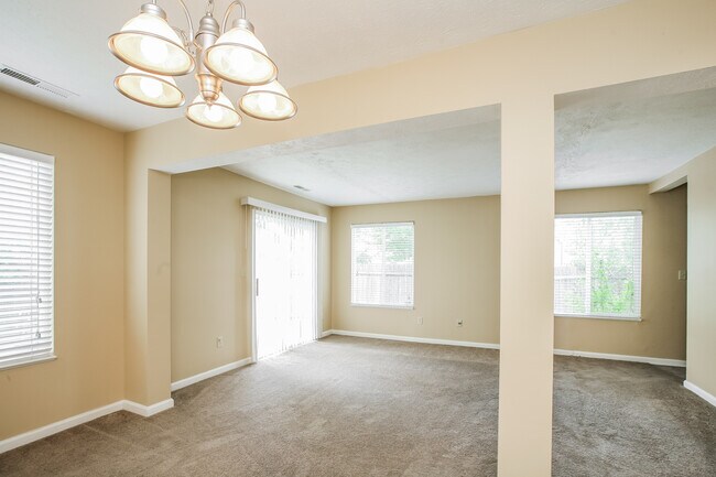 Building Photo - 4948 Lewiston Dr