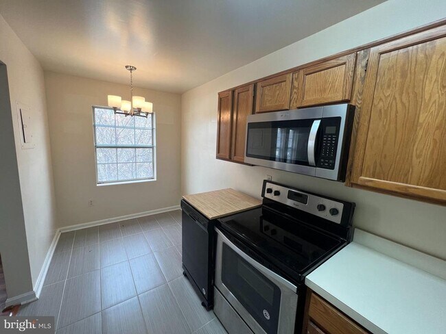 Foto del edificio - 1801 Key Blvd