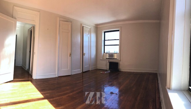Foto del edificio - 275 Linden Blvd
