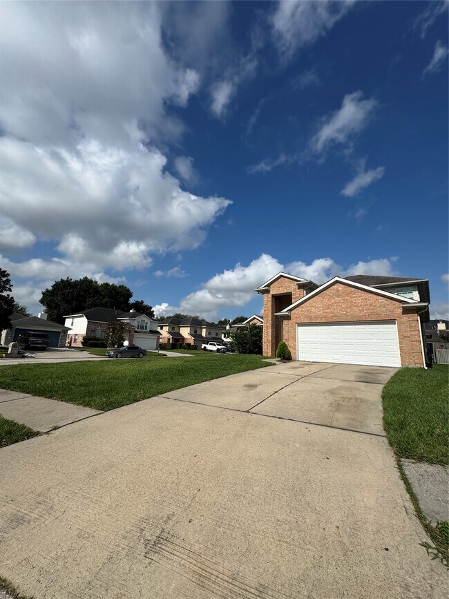 Foto del edificio - 18203 Winding Timbers Ln