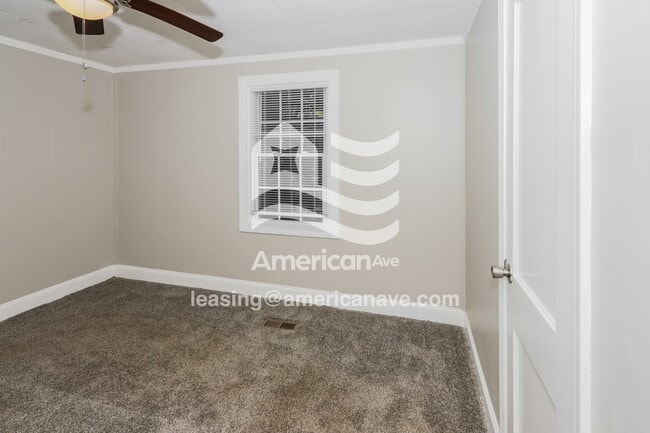 Building Photo - 104 Bowden Dr