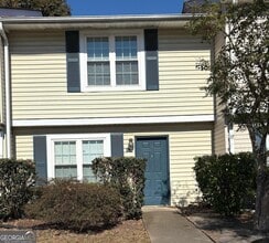 Building Photo - 422 Bainbridge Dr Building Photo - 422 Bainbridge Dr