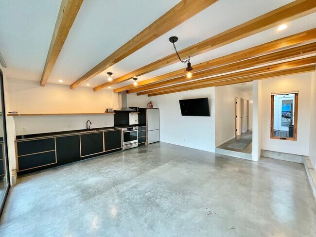 Foto del edificio - 2BR/1BA Potrero Hill Contemporary Residenc...