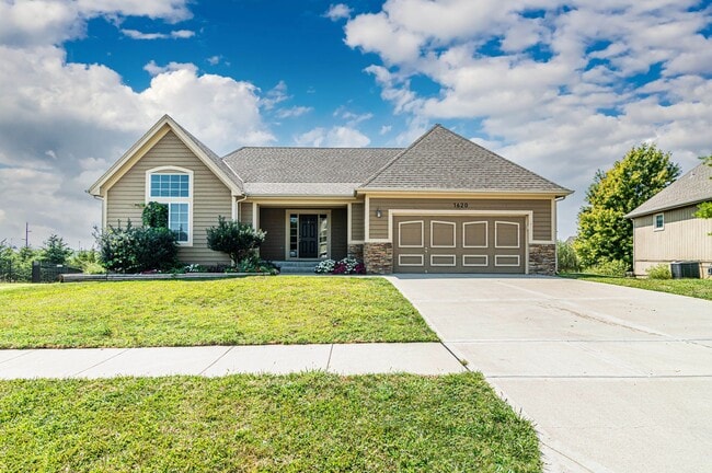 Building Photo - 1620 Olivia Dancing Trail