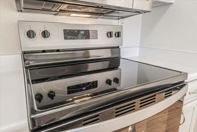 Building Photo - 720 Natalie Dr