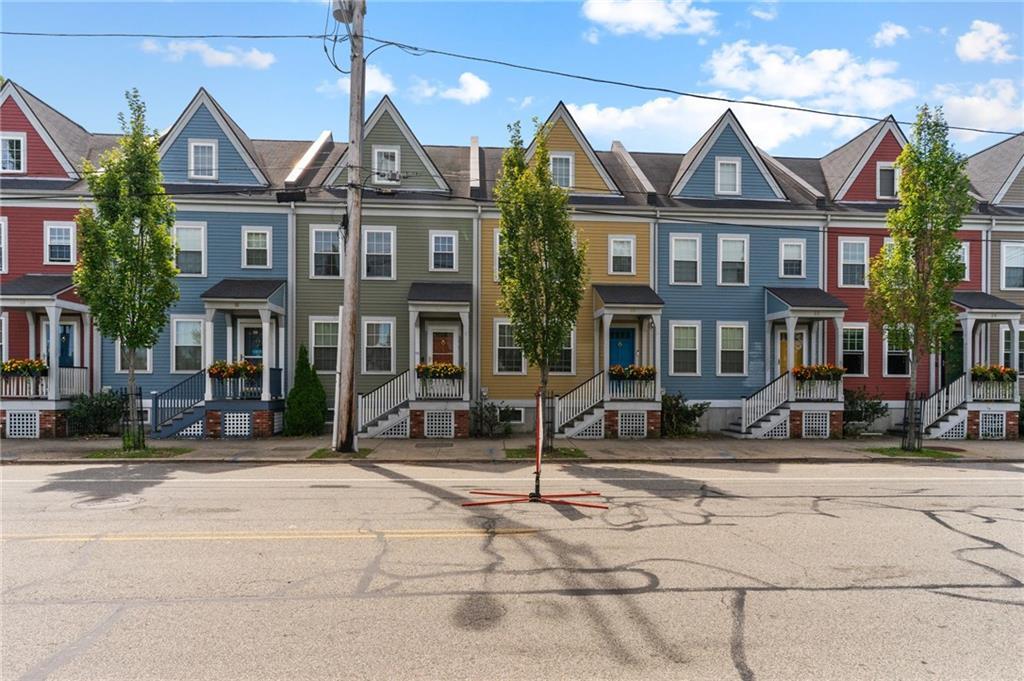 Primary Photo - 18 Bridgham St
