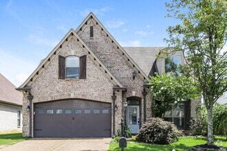 Building Photo - 450 Green Willow Cove