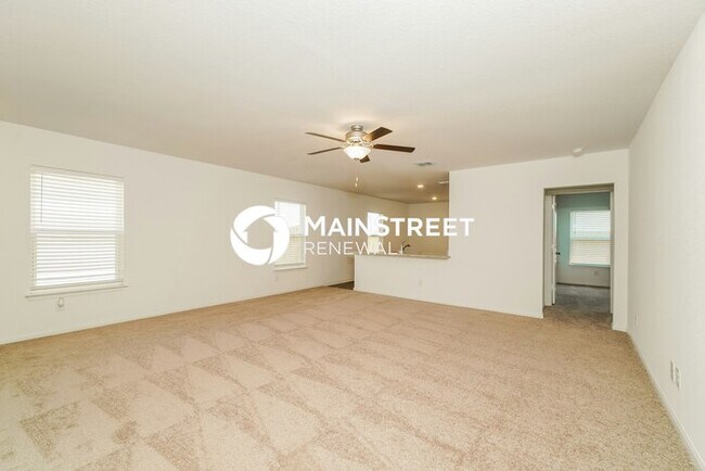 Foto del edificio - 3 Bedroom Pet-Friendly Home in New Braunfels, TX with Main Street Renewal