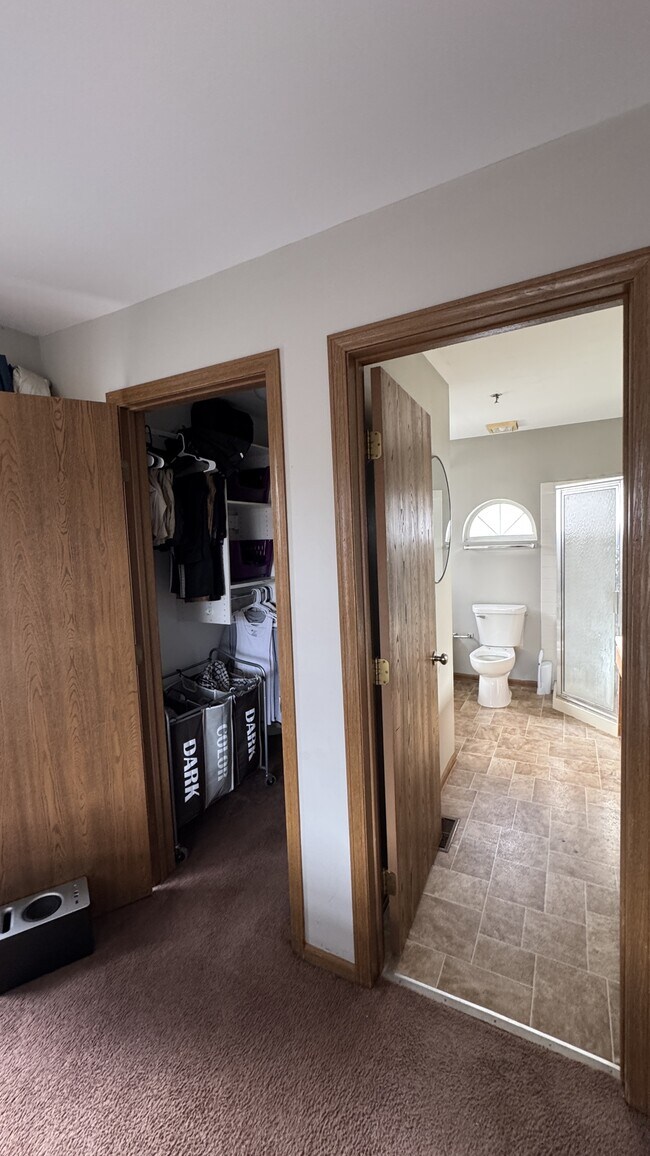 Foto del edificio - 5S455 Scots Dr