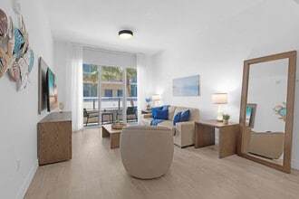 Building Photo - 777 N Ocean Dr