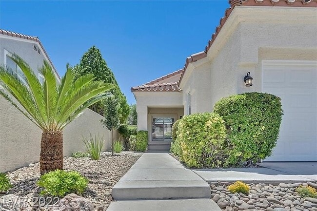 Building Photo - 9725 Hitching Rail Dr