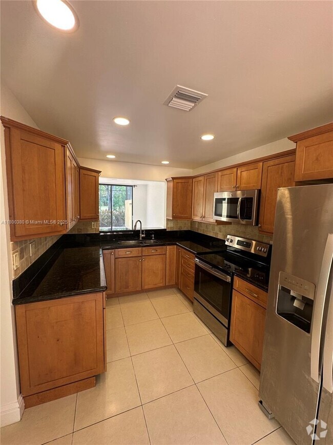 Building Photo - 10119 Costa Del Sol Blvd