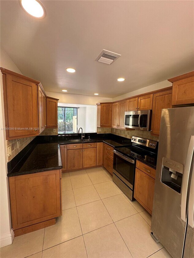 Foto principal - 10119 Costa Del Sol Blvd