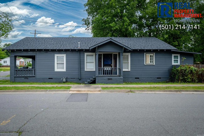 Foto del edificio - 1023 S Booker St