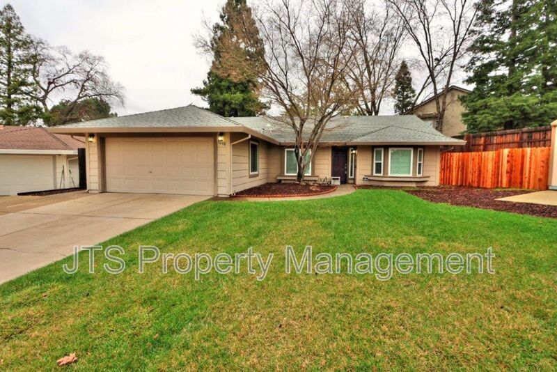 Foto principal - 5248 Phoenix Ridge Pl