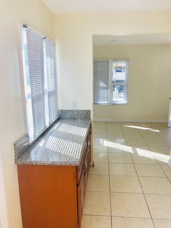 Foto del edificio - 1302 N Chester Ave