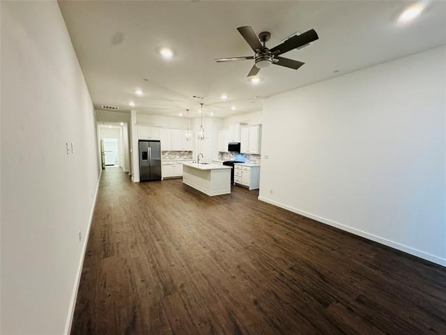 Foto del edificio - 2824 Applewood Wy