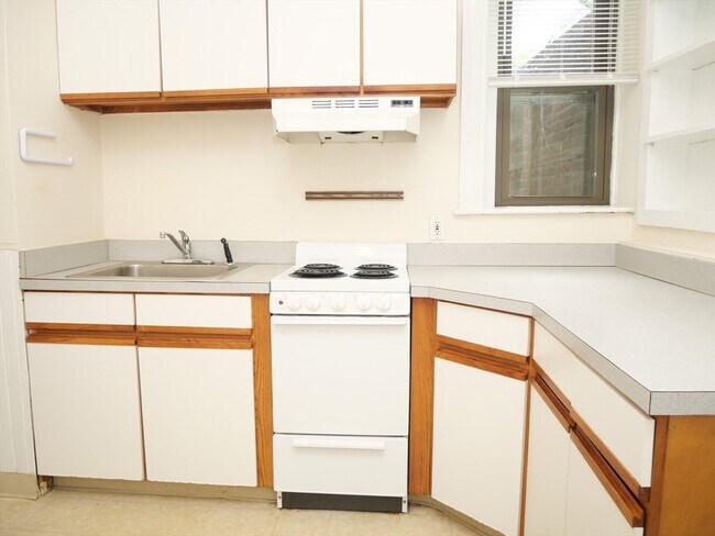 Foto del edificio - 1378 Beacon St