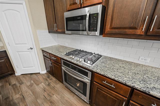 Foto del edificio - 3608 Helm Ln