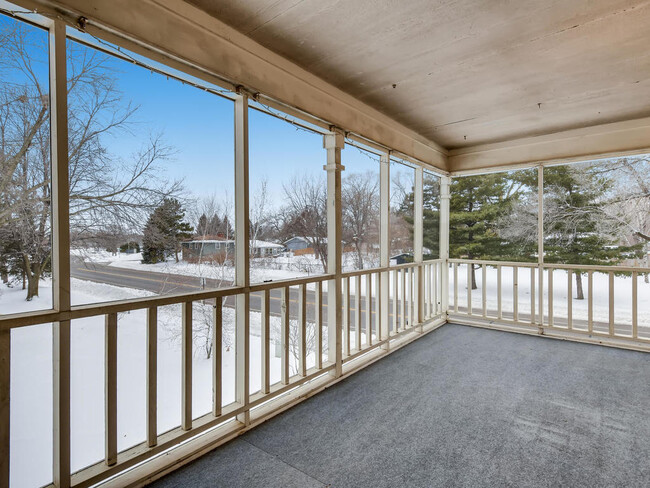 Large private, screened in porch - 7301 W 109th St