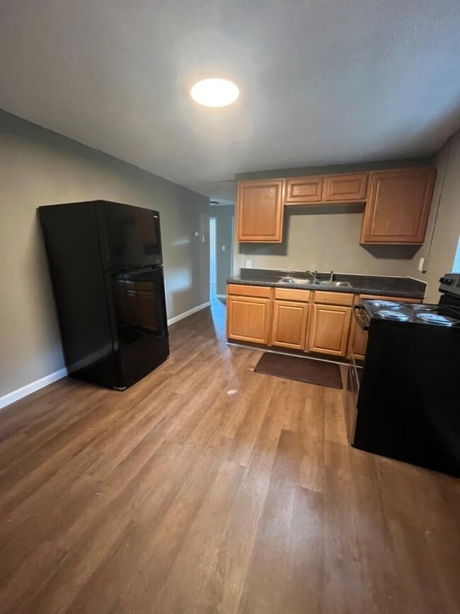 Building Photo - 2591 N Pierce Cir