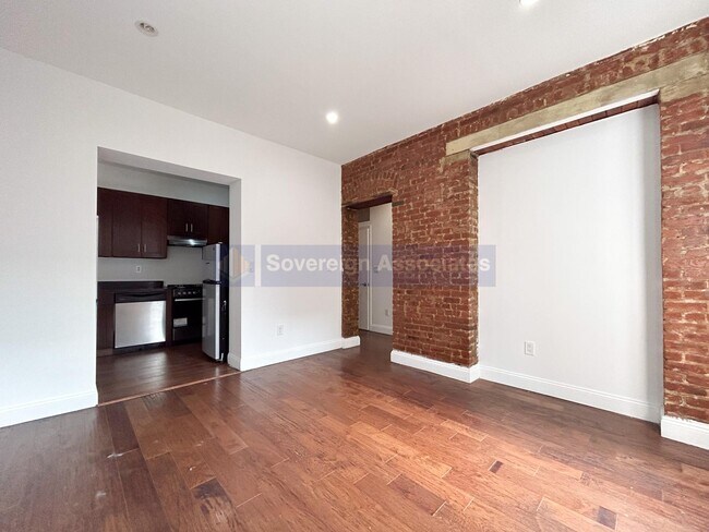 Building Photo - 285 St Nicholas Ave
