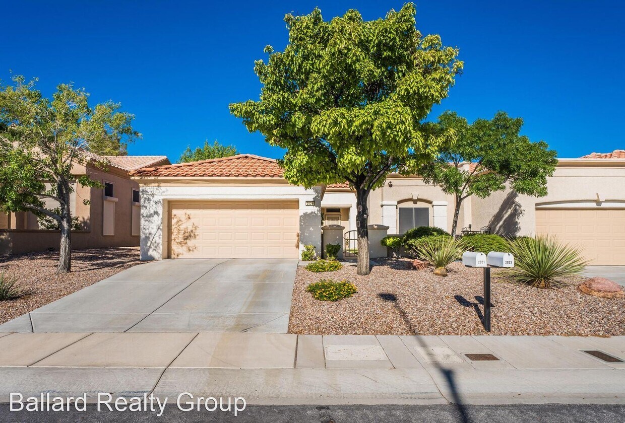 2 br, 2 bath House 2021 Capestone Street House Rental in Las Vegas